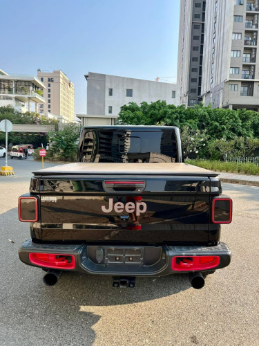 Jeep 2020 rubicon gladiator ក្រដាស់ពន្ធ