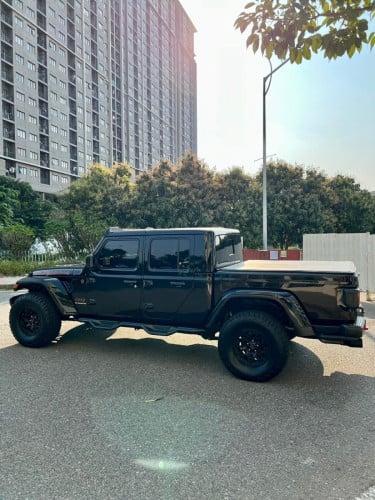 Jeep 2020 rubicon gladiator ក្រដាស់ពន្ធ