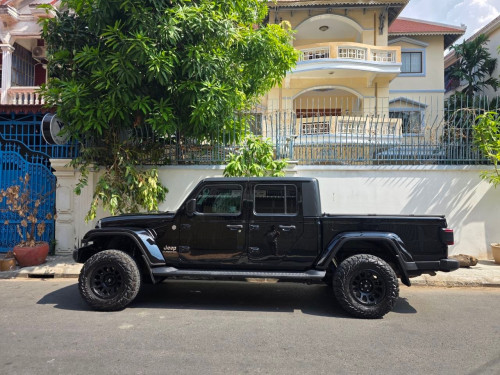 Jeep Gladiator Rubiconឡានថ្មី ម្ចាស់ដើមផ្ទាល់