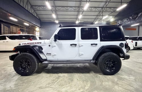 Jeep Rubicon Full 2021 2មុឺនKm ជាង ពណ៌ស
