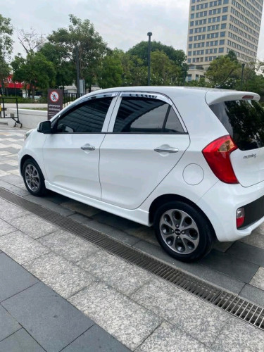 Kia morning ឆ្នាំ2012 f sport បើកដំបូល