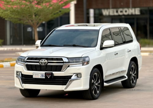 LAND CRUISER 2014 Full Option UP 2021