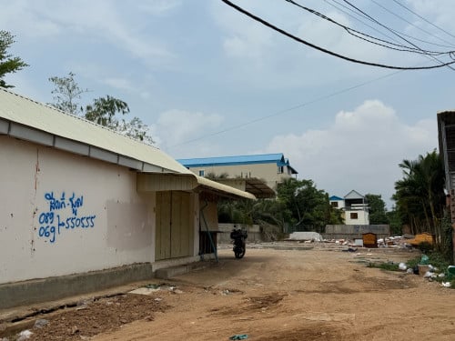 Land Rent 900$ / Month