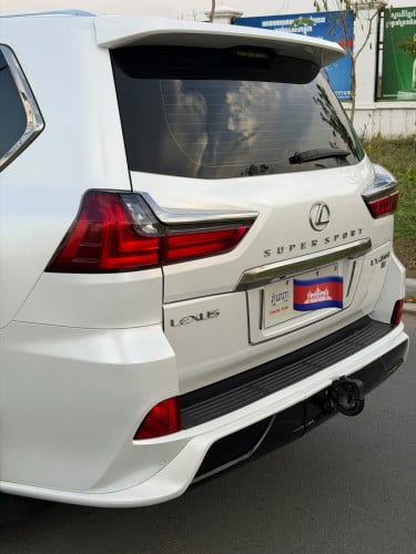 Lexus LX450D Year 2018 Diesel ឡានស្អាត