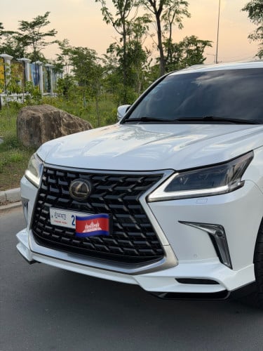Lexus LX450D Year 2018 Diesel ឡានស្អាត