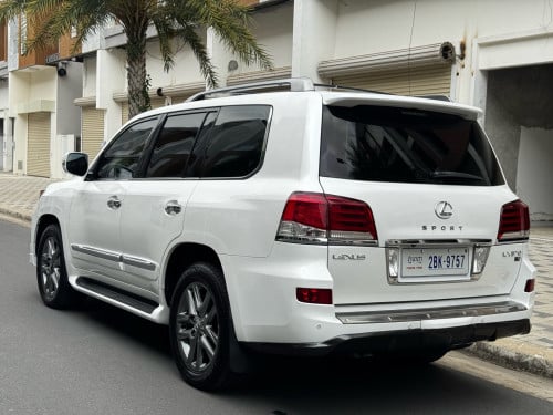 Lx 570 2012 ឡើង2015គ្រឿងហ្សីន😍
