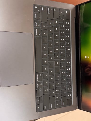 MacBook m3pro 14inch 18g 4tb