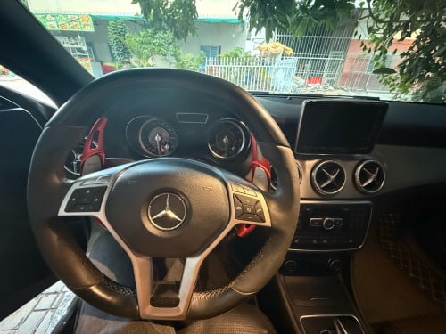 Mercedes CLA 45 AMG ឡានស្អាត
