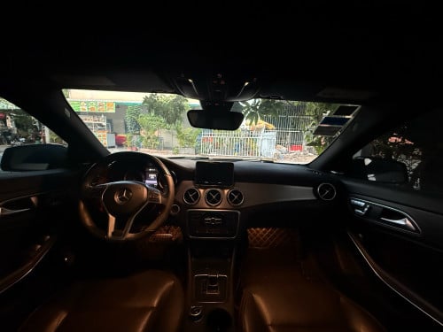 Mercedes CLA 45 AMG ឡានស្អាត