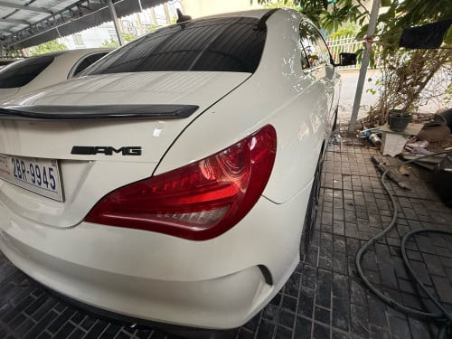 Mercedes CLA 45 AMG ឡានស្អាត