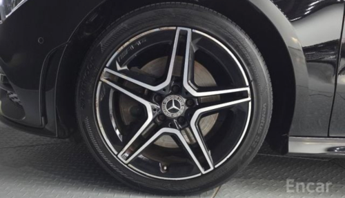 Mercedes CLA250 4Matic 2023