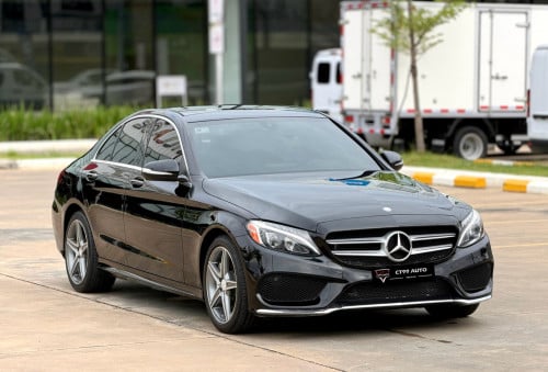 MERCEDESBENZC300_2015AMG_LINE