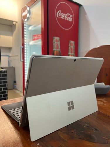 Microsoft Surface Pro 8