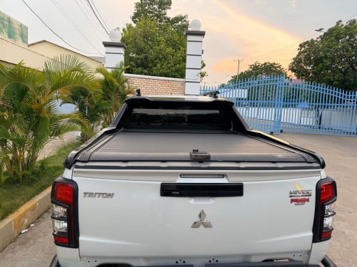 Mitsubishi triton 2023 full option ឡានថ្មីក្រុមហ៊ុន