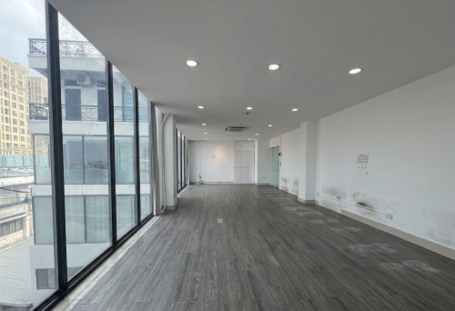 Office for rent near Eden Garden (Boeng kak ) ការិយាល័យជួលនៅបឹងកក់ ជិតអ៊ីដិនហ្គាដិន