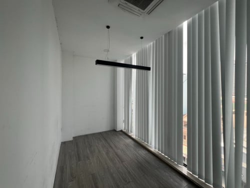 Office for rent near Eden Garden (Boeng kak ) ការិយាល័យជួលនៅបឹងកក់ ជិតអ៊ីដិនហ្គាដិន