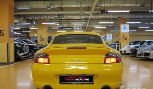 Porsche 911 Tobor 2001