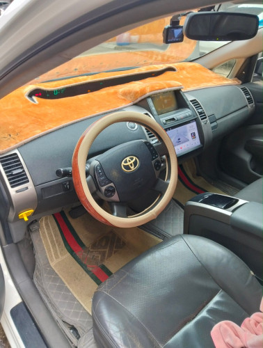 Prius 08 Full option Touring សុិន១ជុំ