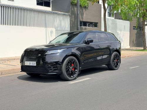 Rang Velar មានត្រឹម​ 19000$ ដកឡានជិះភ្លាម