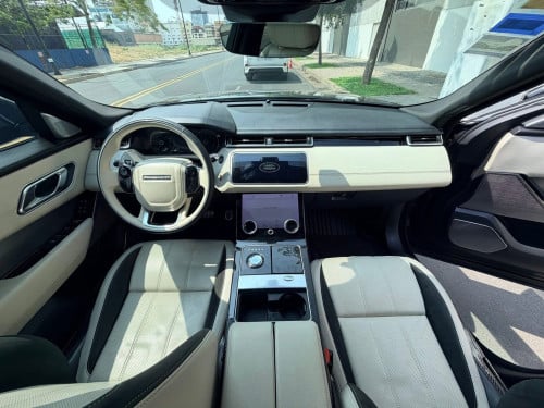 Rang Velar មានត្រឹម​ 19000$ ដកឡានជិះភ្លាម