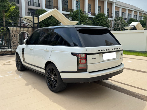 Range Rover Voque HSE 2014 Full Option ធានាឡានស្អាតទឹកថ្នាំនៅស្សុីន ទើបតែបានជាង 70000Km ប៉ុណ្ណោះ