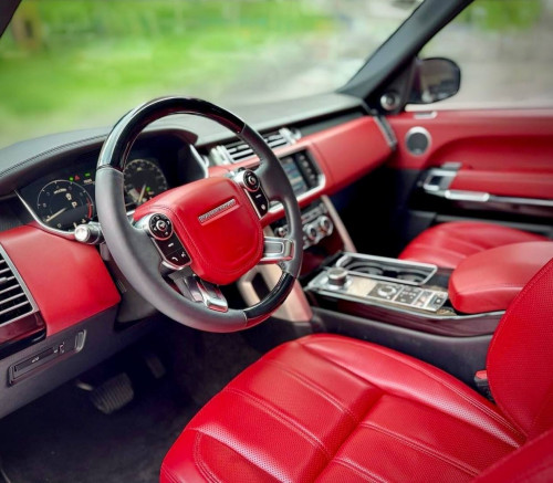 Range Rover Voque HSE 2014 Full Option ធានាឡានស្អាតទឹកថ្នាំនៅស្សុីន ទើបតែបានជាង 70000Km ប៉ុណ្ណោះ