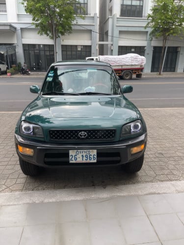 RAV4 ឆ្នាំ 96 ប៉ុង 1 តុបតែងហើយ ស្អាត