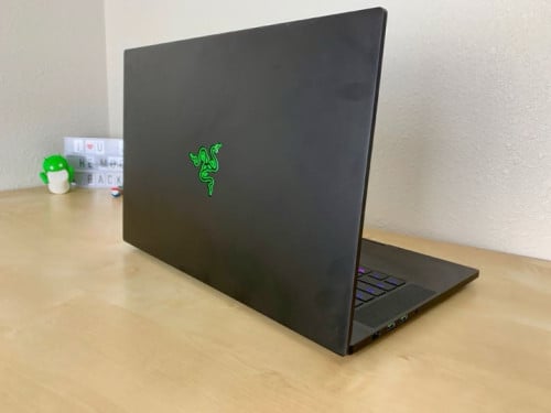 Razer blade 15 black i7 16g VGA 8g