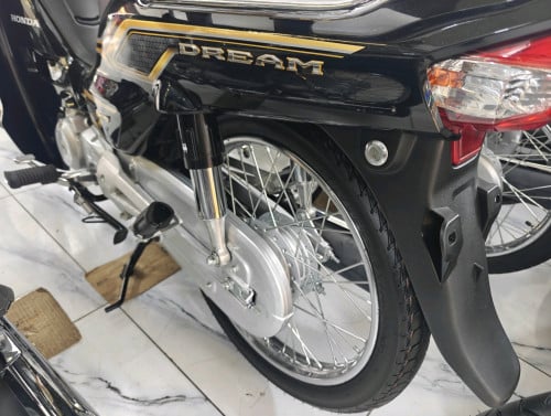 Sell Honda dream 024 NCX have tax Paper good 98%