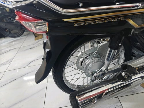 Sell Honda dream 024 NCX have tax Paper good 98%