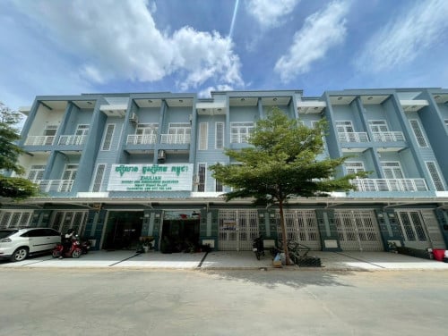 Shophouse for Rent at Borey Ly Sovann  - ផ្ទះអាជីវកម្ម សម្រាប់ជួល បុរីលី សុវណ្ណ ជិតក្រសួងដែនដីថ្មី