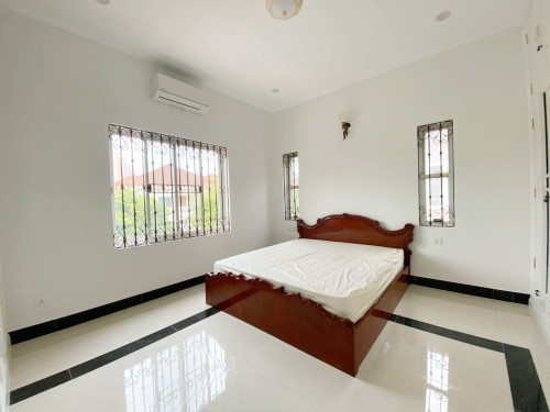 Spacious Villa for Rent in Borey Bassac Garden