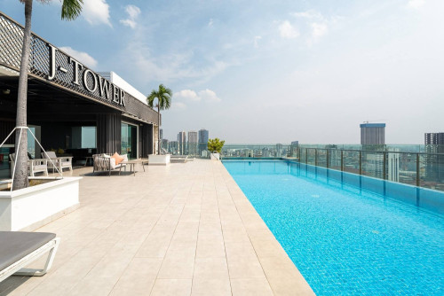 Studio Room for Rent at J-Tower 1 Condo
