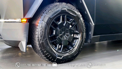 Tesla Cyber Truck 2024 ទើបបាន17000km