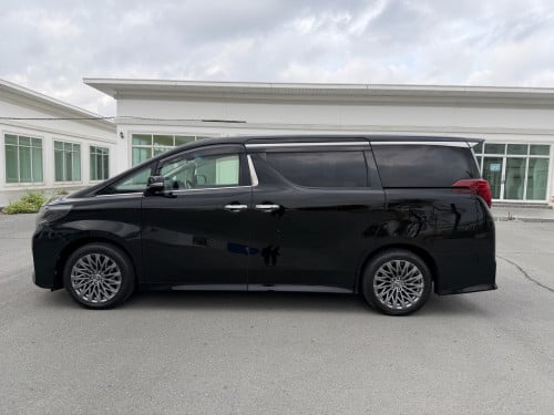 TOYOTA ALPHARD 016ឡើង022 សាំងសុទ្ធ