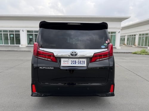 TOYOTA ALPHARD 016ឡើង022 សាំងសុទ្ធ