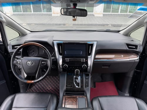 TOYOTA ALPHARD 016ឡើង022 សាំងសុទ្ធ