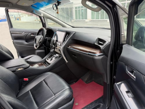 TOYOTA ALPHARD 016ឡើង022 សាំងសុទ្ធ