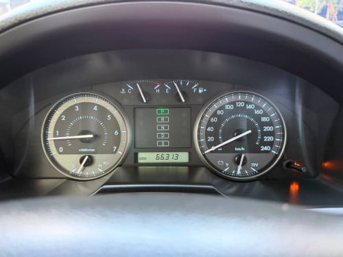Toyota Land Cruiser 2010 V6 សាំង Full option