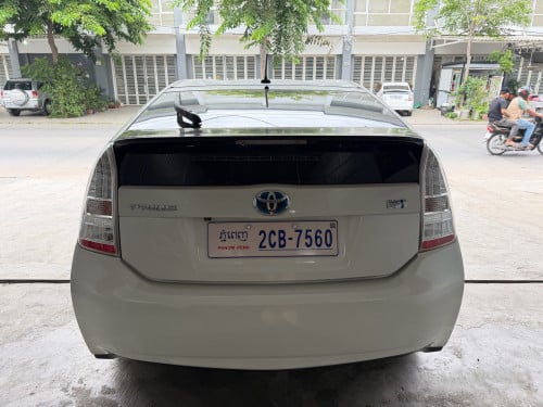 Toyota Prius 2010 option 4 អាគុយតែម 3
