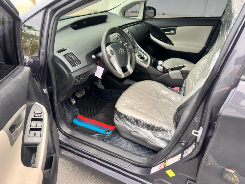 Toyota Prius 2013 Option 3 Solar
