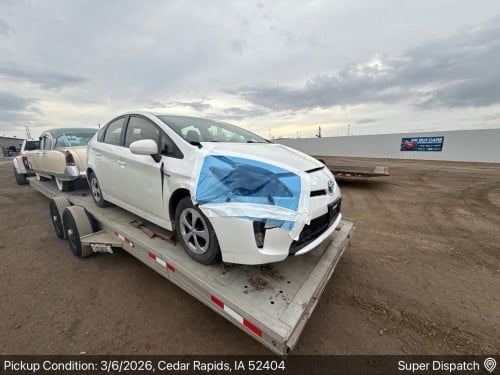 Toyota Prius 2015 អត់ច្រេស ឃ្មុំស៊ីន