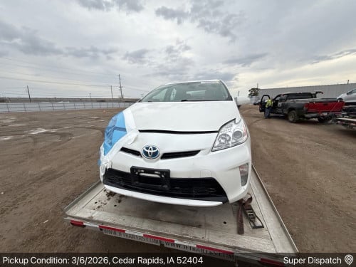 Toyota Prius 2015 អត់ច្រេស ឃ្មុំស៊ីន