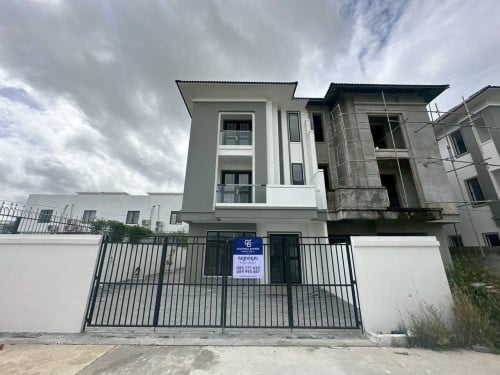 Twin Villa side 4m For Rent  វីឡាភ្លោះ សល់ចំហៀង ៤ម