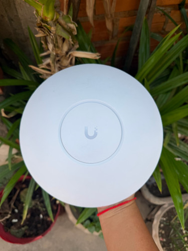 Unifi U6 Enterprise second hand for sell