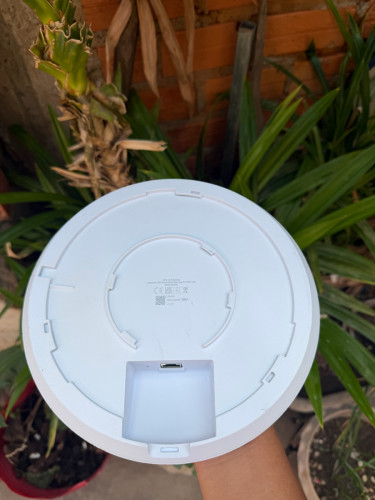 Unifi U6 Enterprise second hand for sell