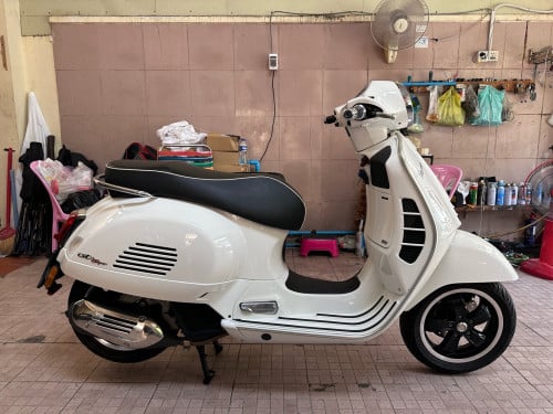 Vespa GTS150super ជប៉ុន 2020