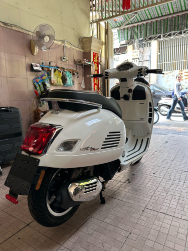 Vespa GTS150super ជប៉ុន 2020