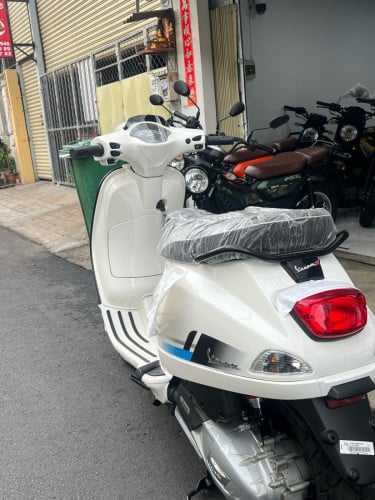Vespa S