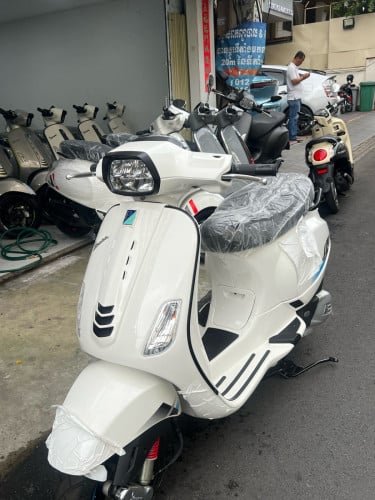 Vespa S